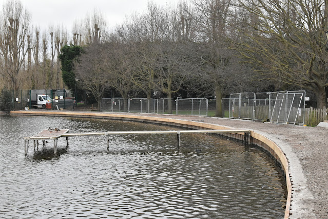 Wimbledon Park Jetty During Dam works - Dave Dawson Nature Blog, February 2022